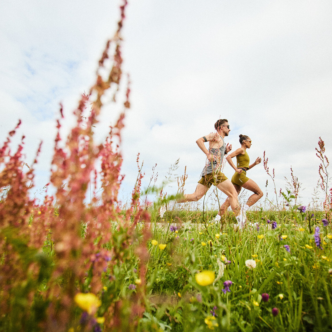 Saysky Flow Race Crop Top – Saysky.com